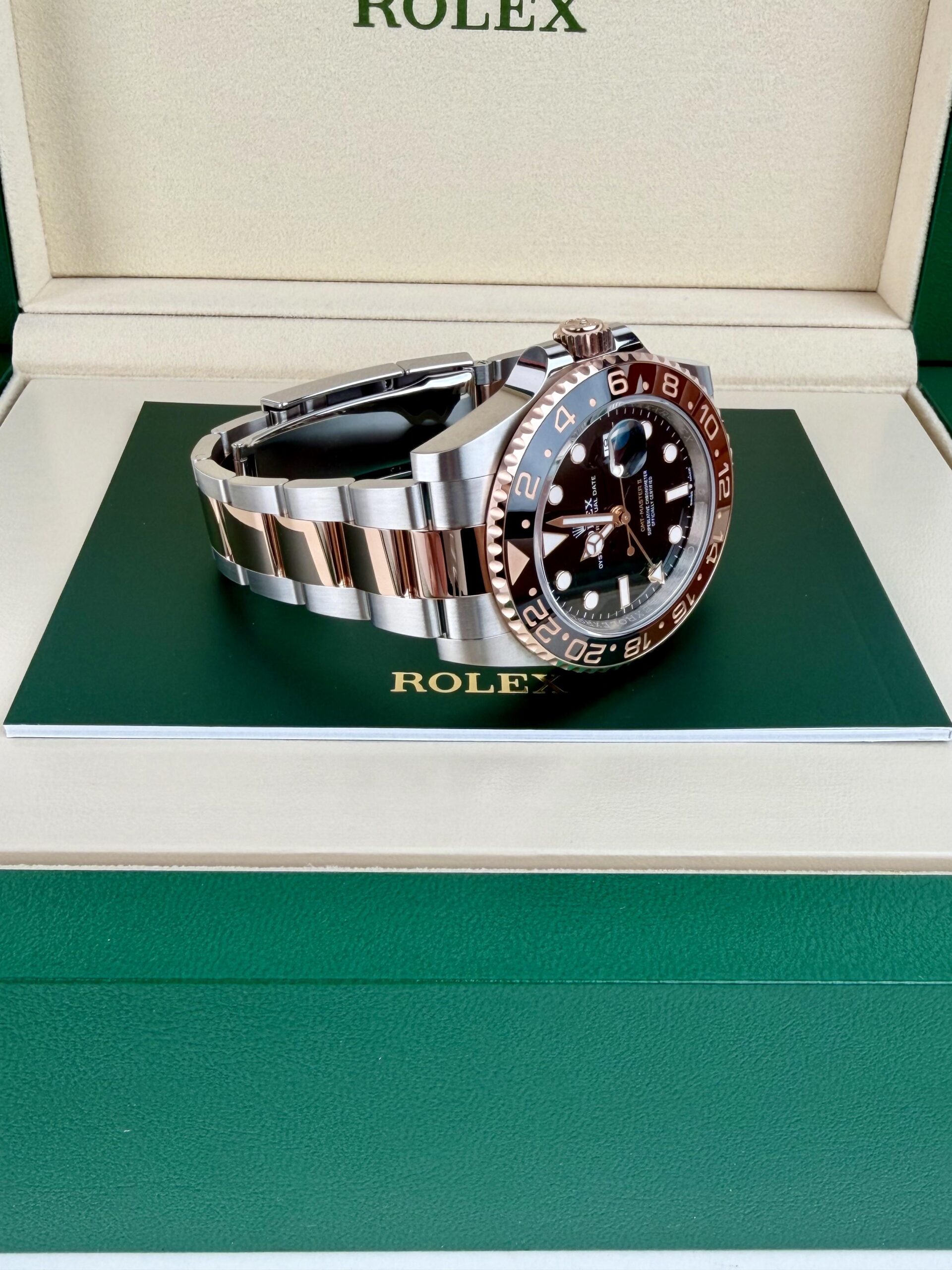 Rolex GMT-Master II 126711CHNR view 10