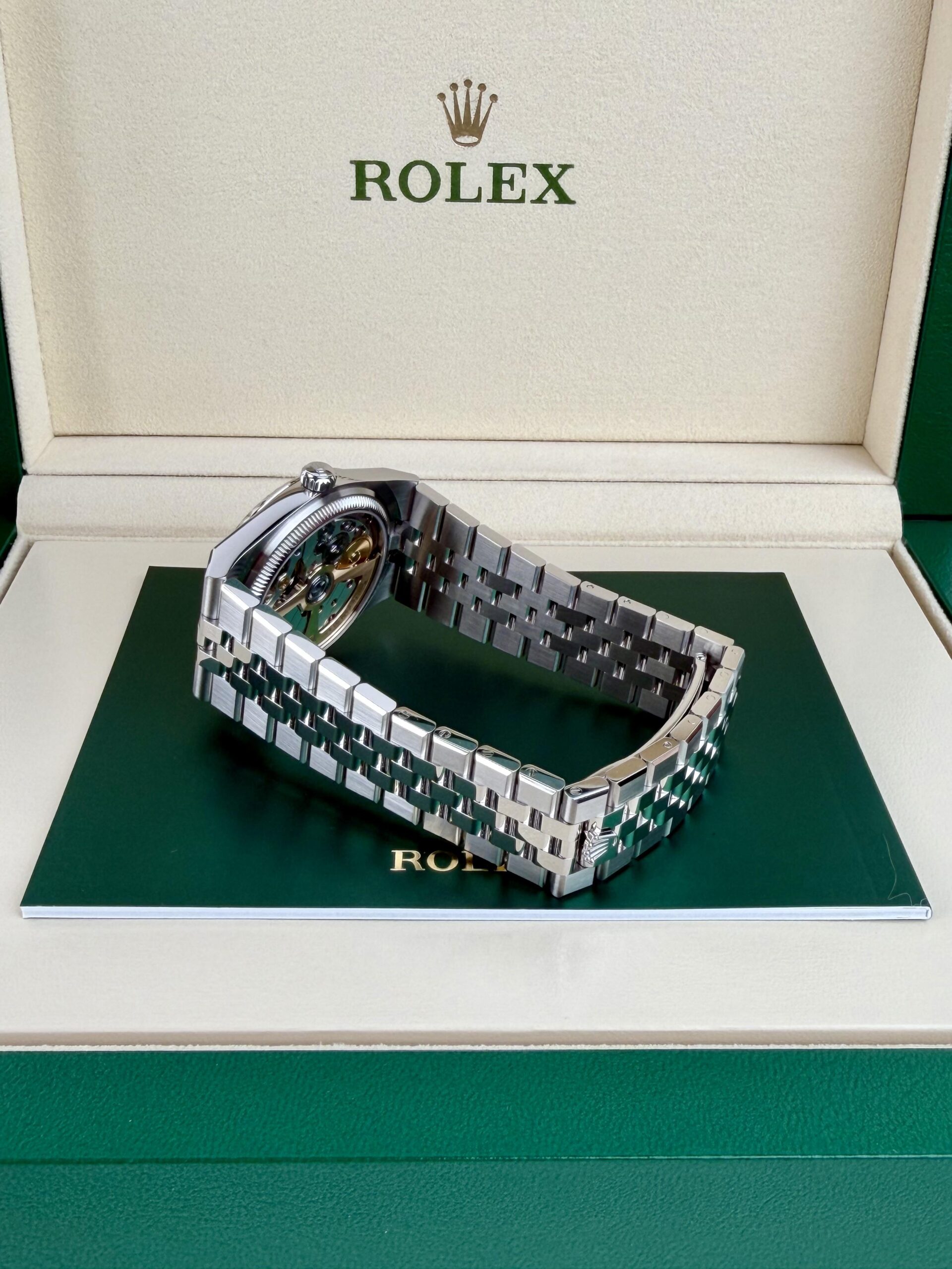 Rolex Land-Dweller 127234 view 6