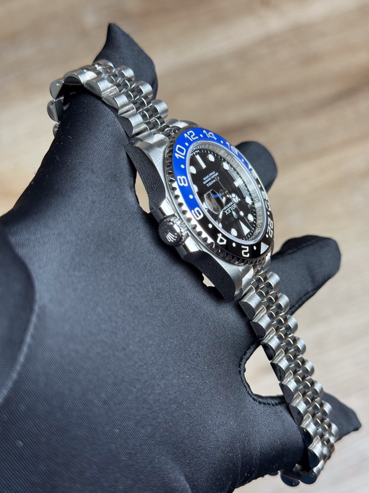 Rolex GMT-Master II 126710BLNR view 6