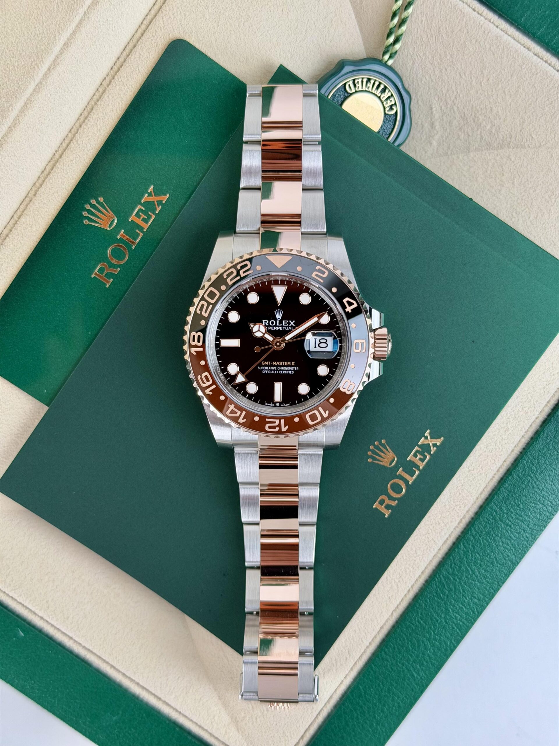 Rolex GMT-Master II 126711CHNR view 2