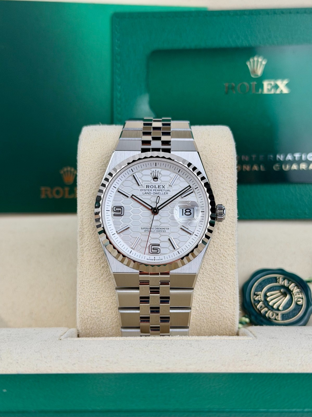 Rolex Land-Dweller 127234 view 3