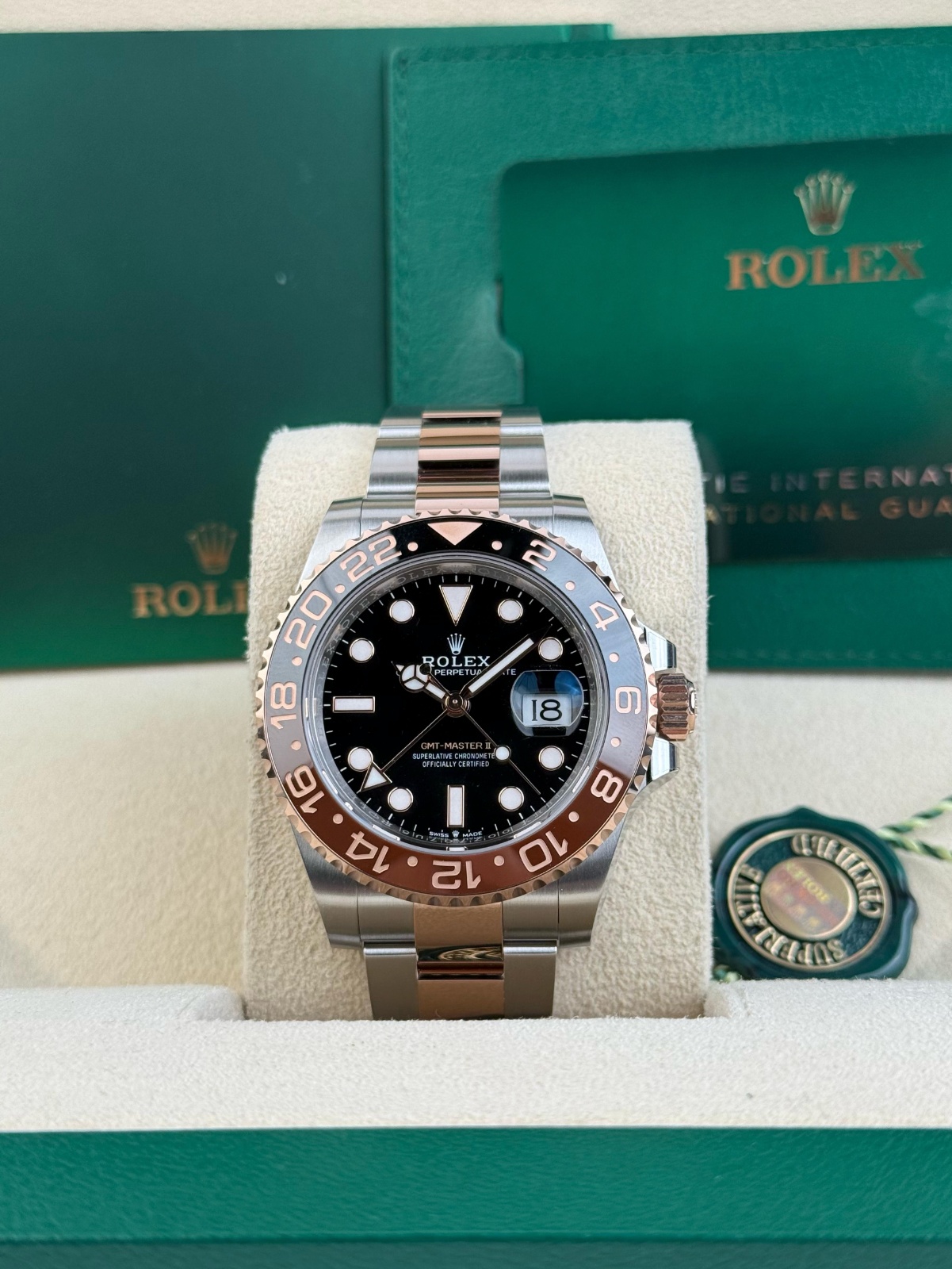 Rolex GMT-Master II 126711CHNR view 3