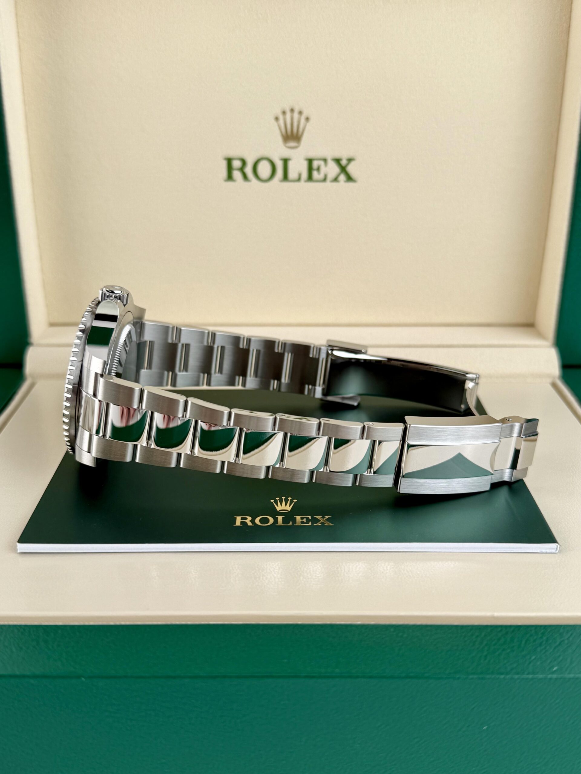 Rolex GMT-Master II 126720VTNR view 4